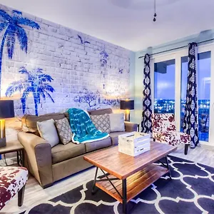  Holiday home Laketown Wharf 728 By Aneliya
