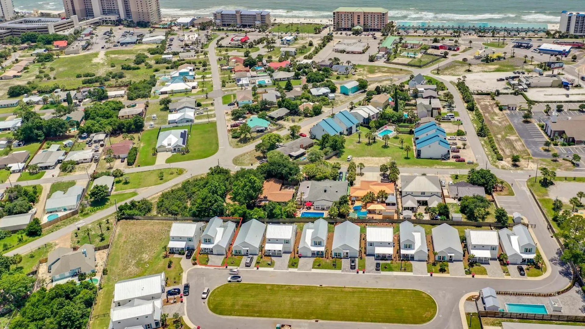 Holiday home Sunny Day - Walk To Beach- Community Pool! Panama City Beach United States